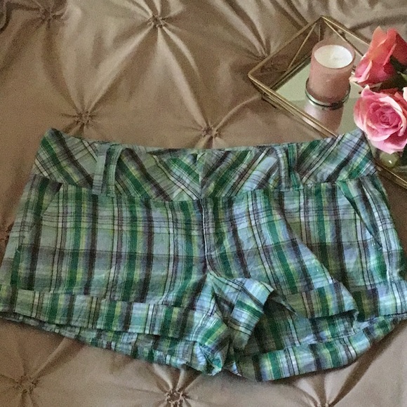 spacegirlz Pants - Green Plaid Shorts